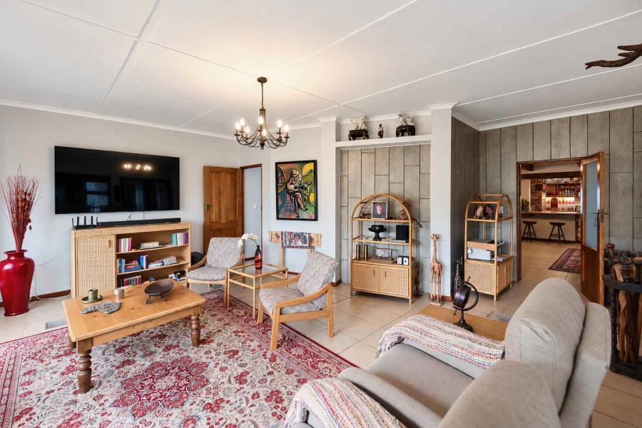 5 Bedroom Property for Sale in Fisherhaven Western Cape